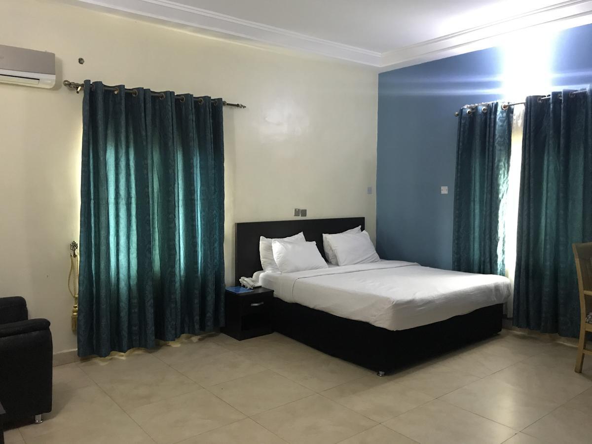 Hayatt Hotel Enugu Exterior photo