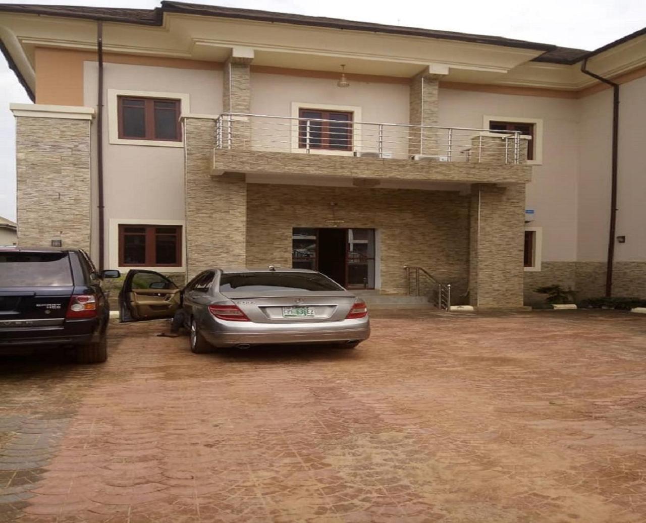 Hayatt Hotel Enugu Exterior photo